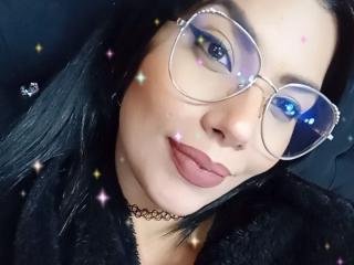 CarolineFoxLatin - Live porn &amp; sex cam - 11190822