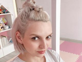 DouceAmelia - Live sex cam - 12368108