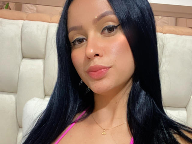 EmilyParkerr - Live sex cam - 12549304