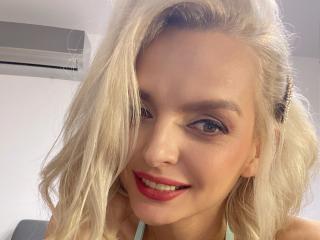 DouceAmelia - Live porn &amp; sex cam - 13228476