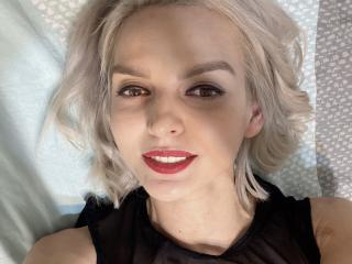 DouceAmelia - Live porn & sex cam - 14210496