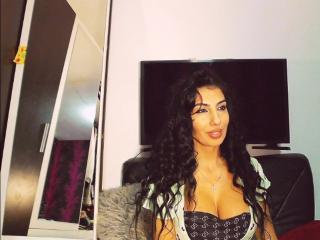 BrunetteBabe69 - Live Sex Cam - 14323738