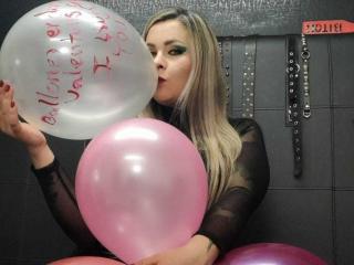 VictoriiaGray - Live porn & sex cam - 14864566