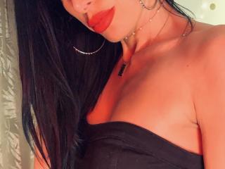 AlicianeFrancaise - Live porn & sex cam - 14977350