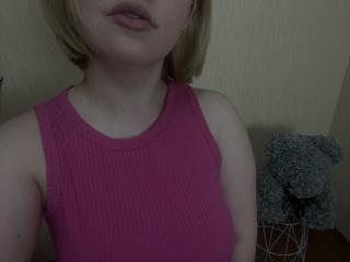 Polinka - Live sex cam - 15384538