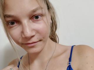 LovelyxEmilly - Live sex cam - 15411998