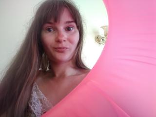 KiraGoldens - Live sexe cam - 16401514