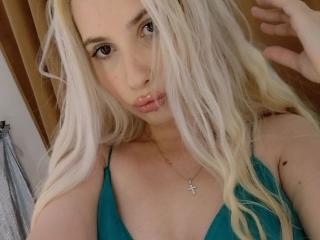 ElzaKom - Live porn & sex cam - 16775946