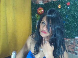 MichelleBrito - Live sex cam - 17378114