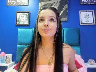 SarahGood - Live sex cam - 17439382