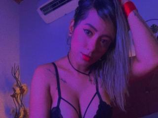 GemmaKm - Live porn & sex cam - 17847918