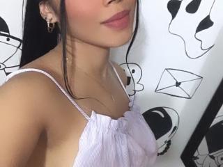 BiancaMoretti - Live sex cam - 17877398