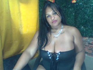 MichelleBrito - Live sex cam - 17971342