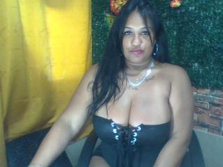 MichelleBrito - Live sex cam - 17971366