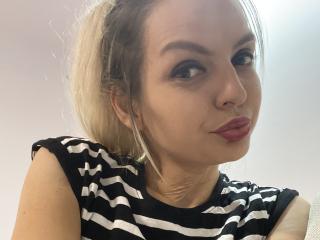 DouceAmelia - Live porn &amp; sex cam - 18016506