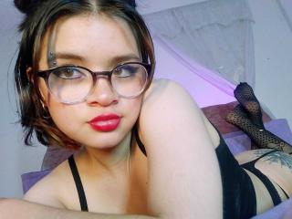 GraceThompsonn - Sexe cam en vivo - 18065622