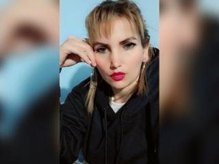 GiuliaAddams - Live porn & sex cam - 18079594