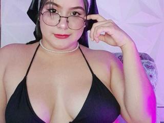 CassandraSexy - Live porn & sex cam - 18436694