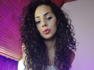 MoniqueCurlz - Live sexe cam - 18614990