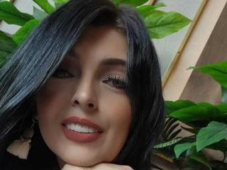 LizzyMontana - Live Sex Cam - 18647802