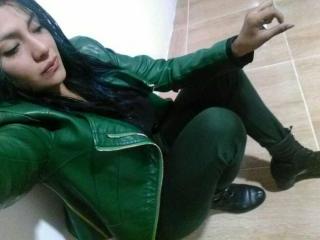 ArianithaXox - Sexe cam en vivo - 18737322