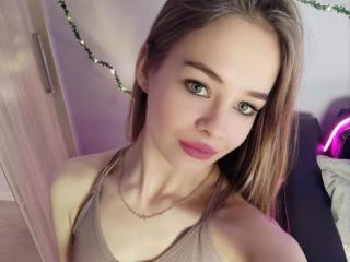 SunBeamX - Live sex cam - 18737750