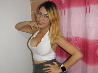 GirlFlower - Sexe cam en vivo - 18745122