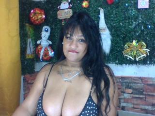 MichelleBrito - сексуальная веб-камера в реальном времени - 18868438