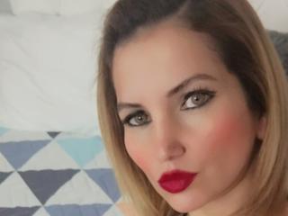 GiuliaAddams - Live porn & sex cam - 18900578