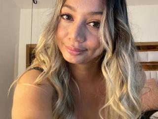 SophieLombardo - Live sexe cam - 18965614