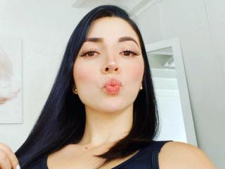 ValeryLombardi - Live porn & sex cam - 19019298