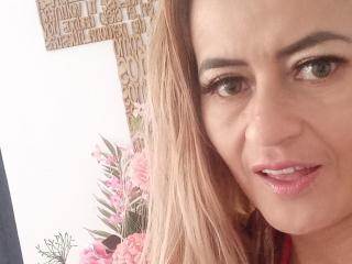 Maghenta - Live porn & sex cam - 19115830