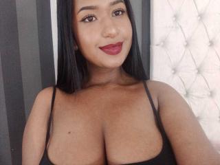 LauriyDubois - Live sex cam - 19296226