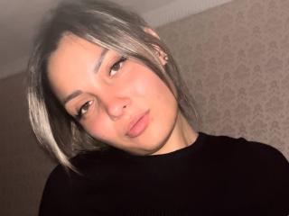 Iskorka - Live sex cam - 19364170