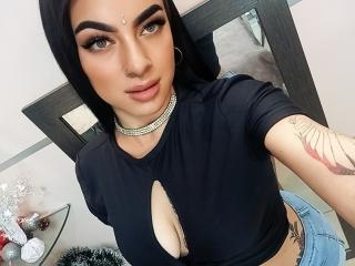 LucyMCorny - Live sex cam - 19393058