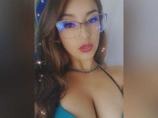 Karoliney - Live sex cam - 19554066