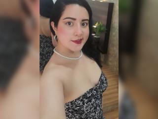 BellaGardner - Live Sex Cam - 19575690