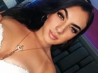 LucyMCorny - Live porn & sex cam - 19583846