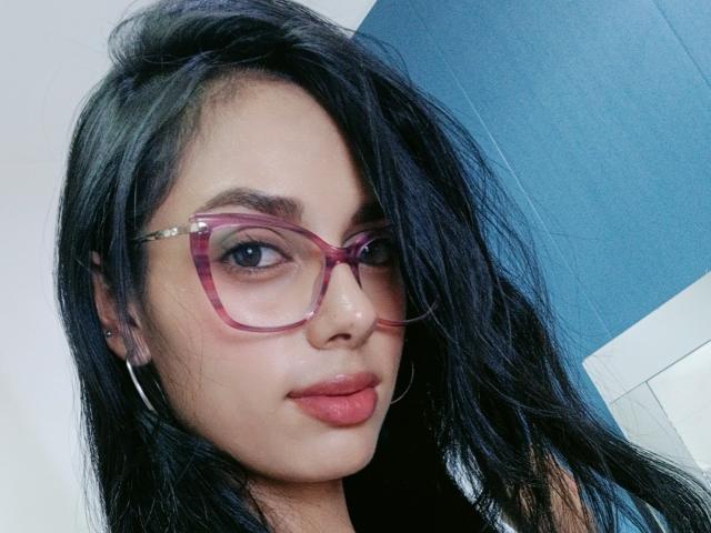 AnaisHilton - Live porn &amp; sex cam - 19640610