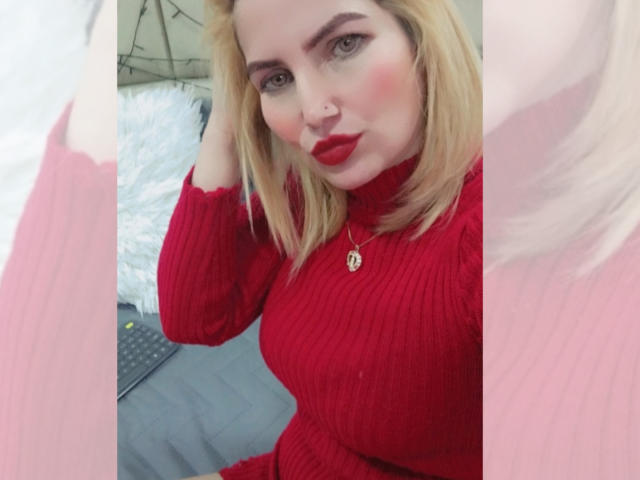 GiuliaAddams - Live sex cam - 19697206
