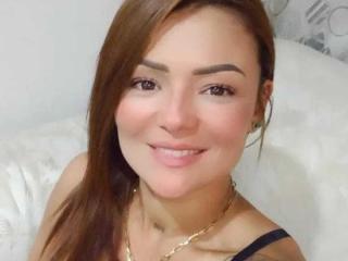 VeronicSaenz - Live sex cam - 19739646