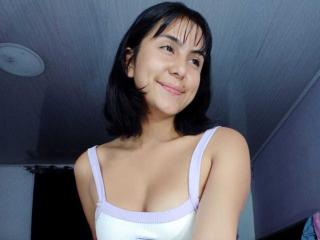 SarahXRouse - Live sex cam - 19822634