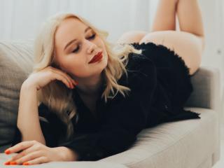 EvelinaSnow - Live porn & sex cam - 19843782