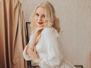 EvelinaSnow - Live Sex Cam - 19843954