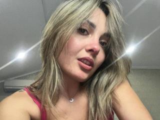 Iskorka - Live sex cam - 19846038