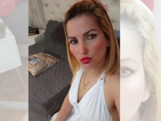 GiuliaAddams - Sexe cam en vivo - 19846278