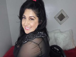 AlesandraReyes - Live sex cam - 19876574