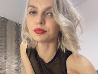 DouceAmelia - Sexe cam en vivo - 19939262