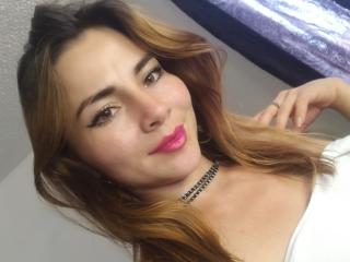 EmelySofia - Live porn & sex cam - 19950790