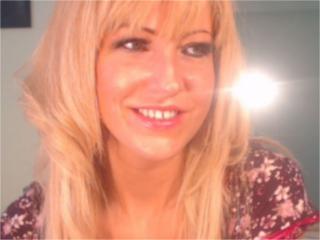 NicoleSxy - Live sexe cam - 1999948